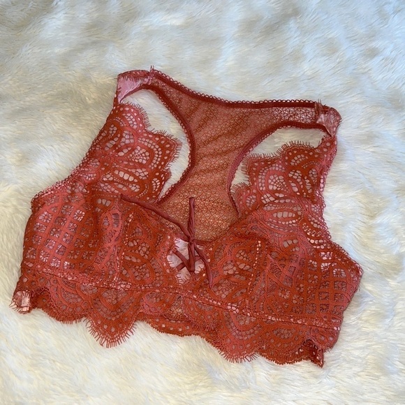 Victoria’s Secret Bralette - Picture 3 of 5